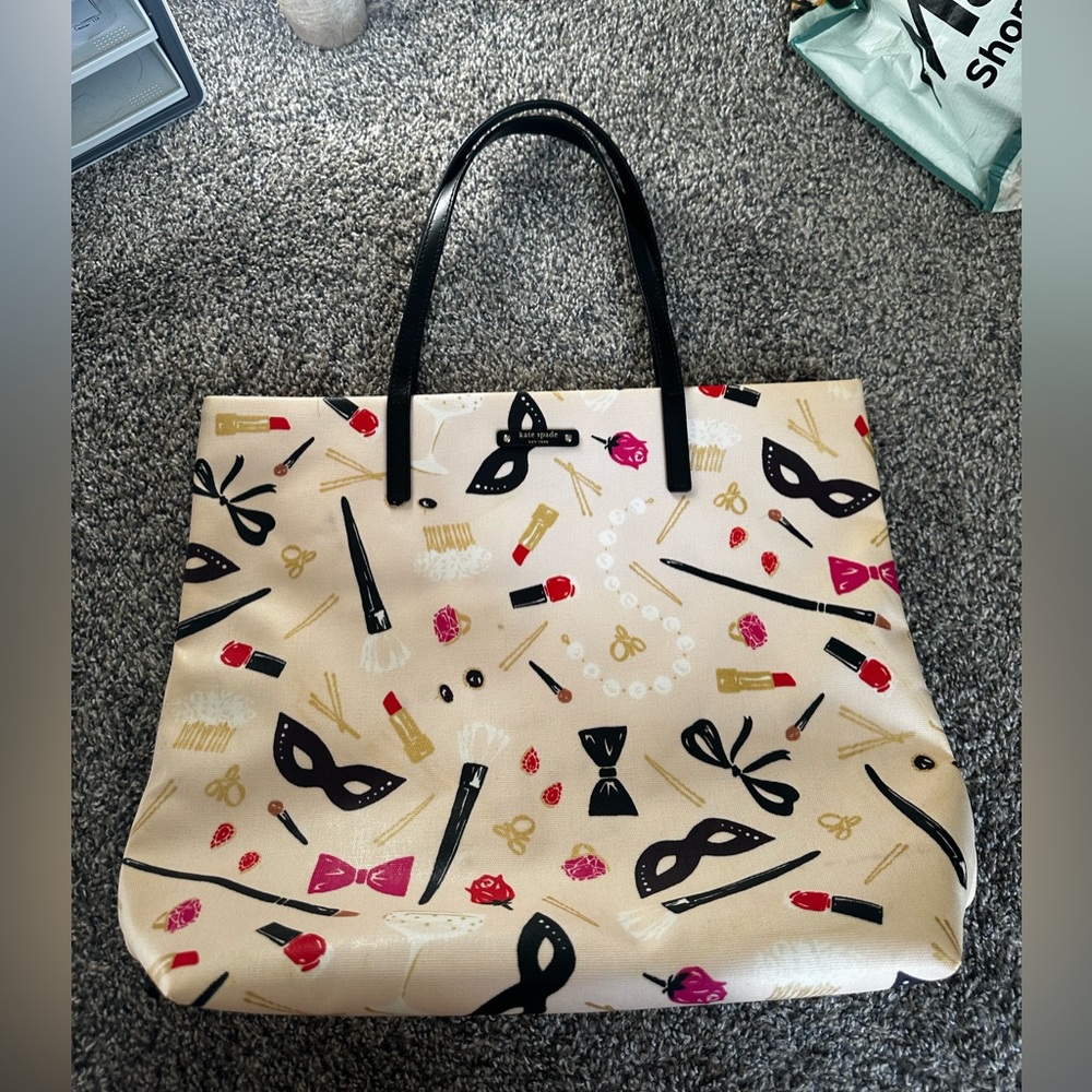 Kate Spade Cream Tote with Makeup Print